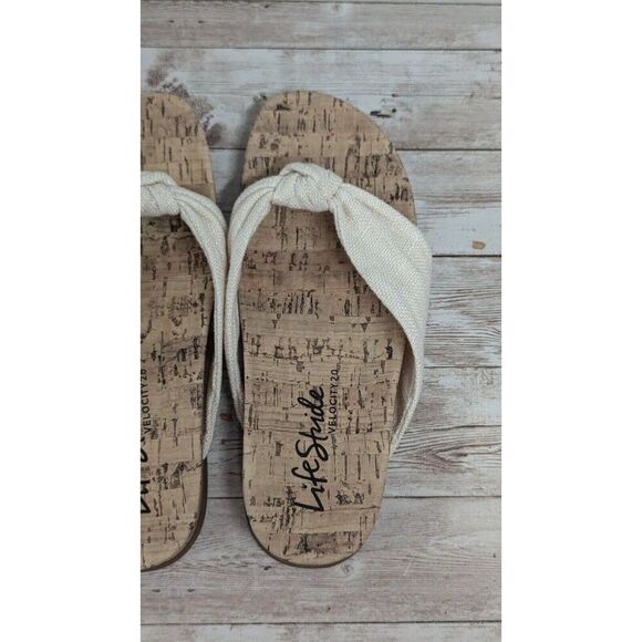 LifeStride Velocity 2.0 Womens 5.5M Happy Cream H9677F5251 Thong Wedge Sandal - Picture 5 of 9